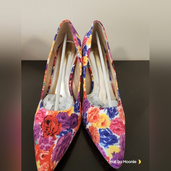 Dream Pairs Tayler Floral High Heels Size 11 - Picture 3 of 9